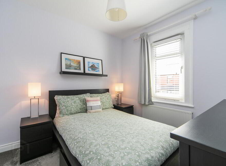16 Loopland Park, Belfast, BT6 9DY