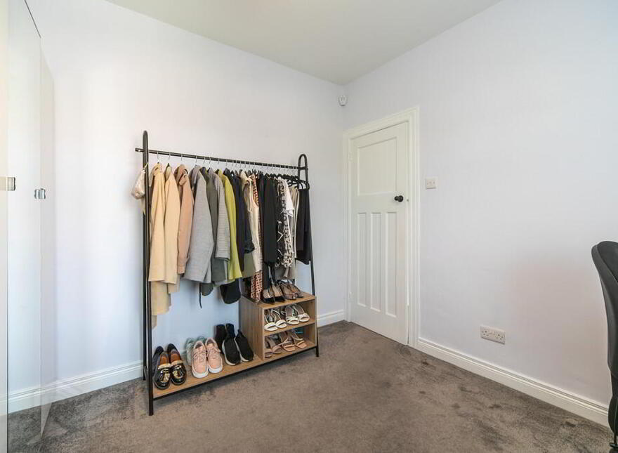 16 Loopland Park, Belfast, BT6 9DY