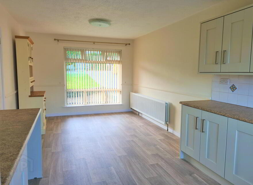 1 Dhu Varren Park South, Portrush, BT56 8HZ