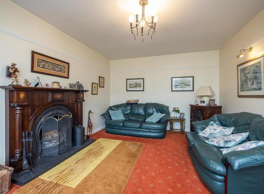 8 Seahill, Donaghadee, BT21 0SH