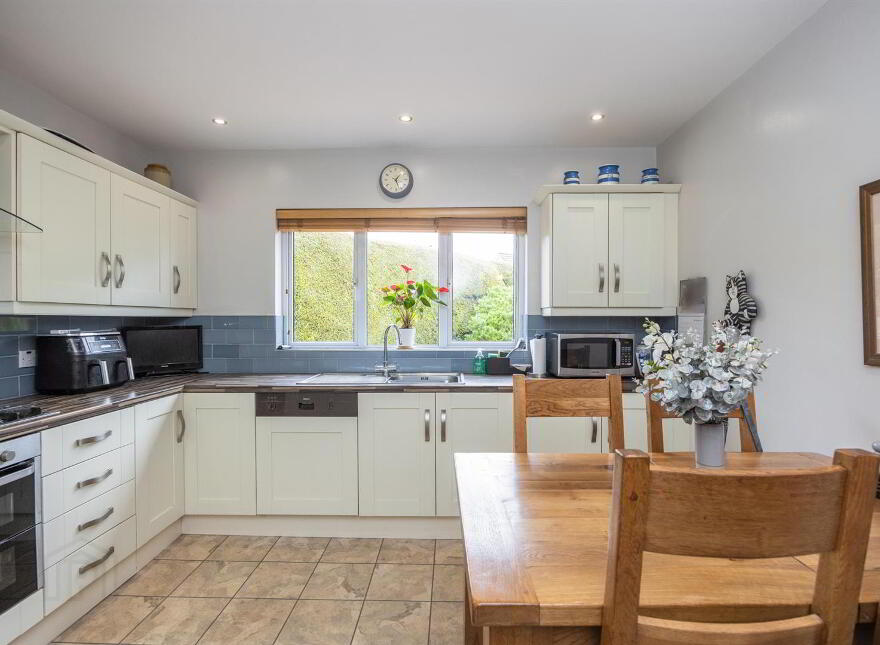 8 Seahill, Donaghadee, BT21 0SH