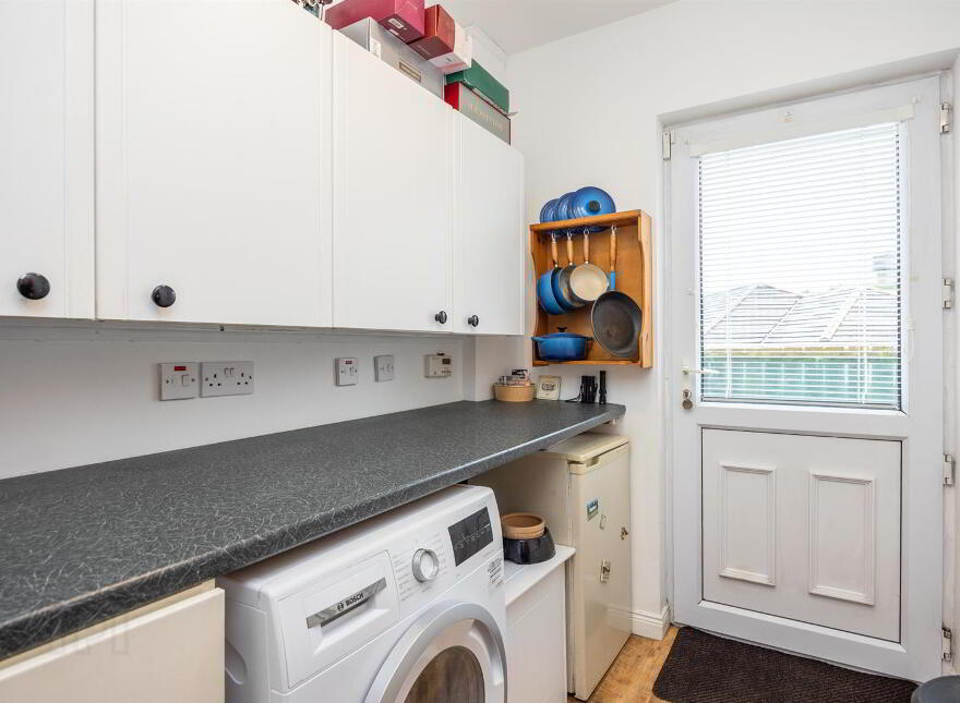 8 Seahill, Donaghadee, BT21 0SH