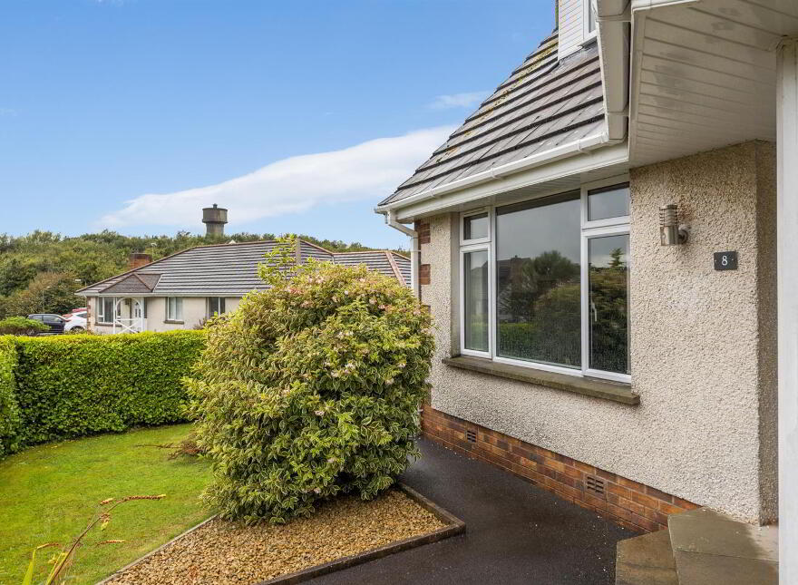 8 Seahill, Donaghadee, BT21 0SH