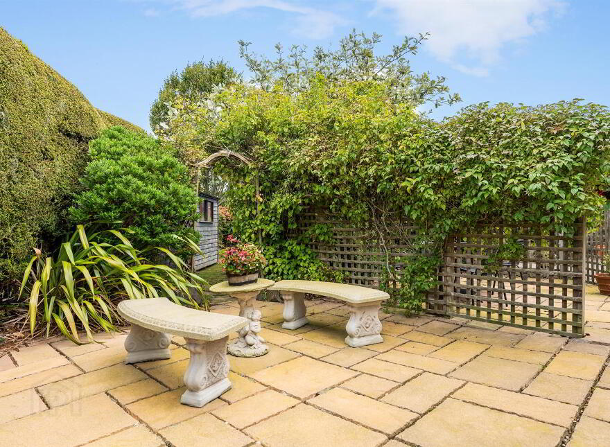 8 Seahill, Donaghadee, BT21 0SH