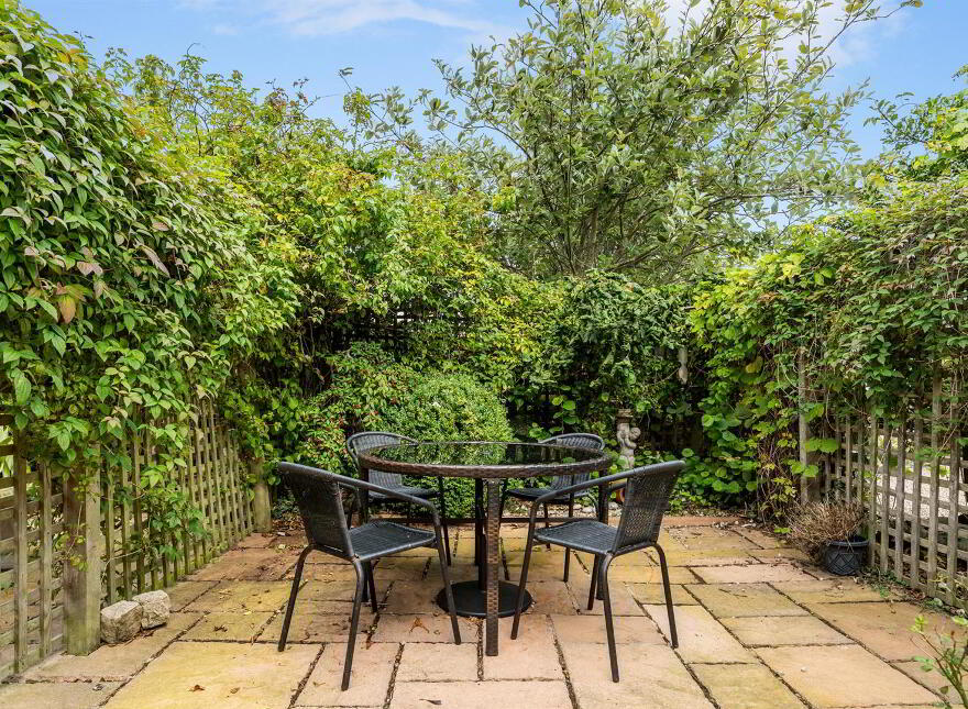 8 Seahill, Donaghadee, BT21 0SH