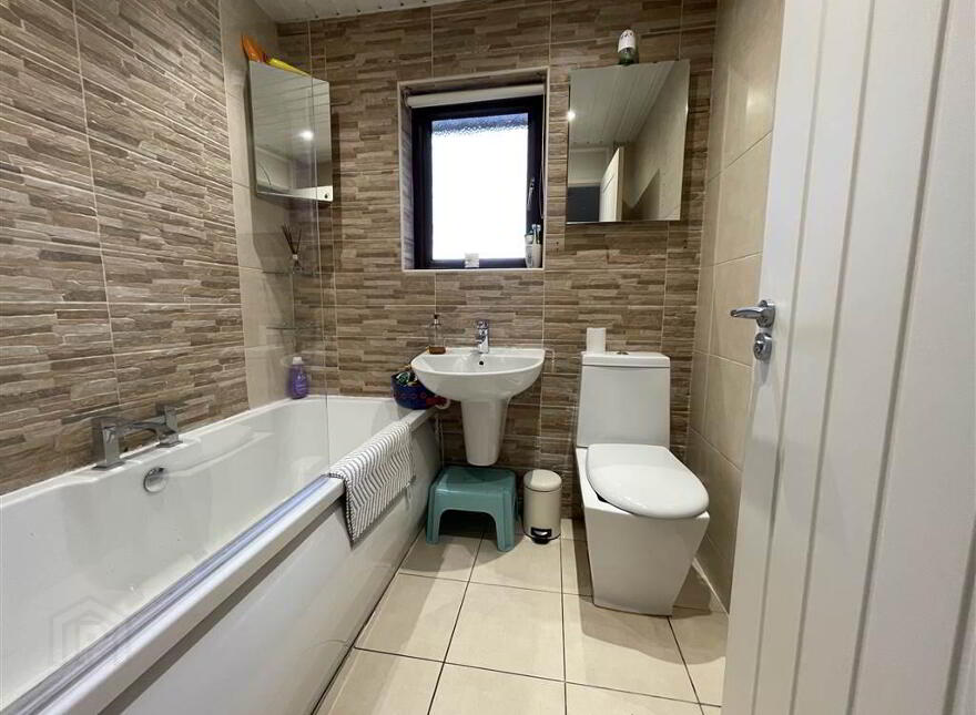 19 Horn Drive, Belfast, BT11 9GS