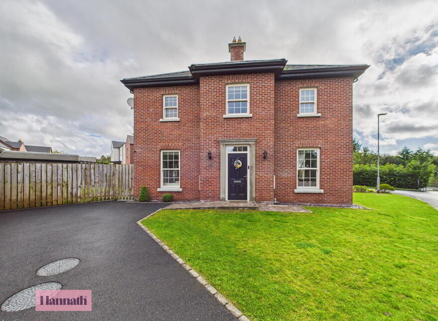 15 Bracken Hall, Portadown, Craigavon, BT63 5XG photo