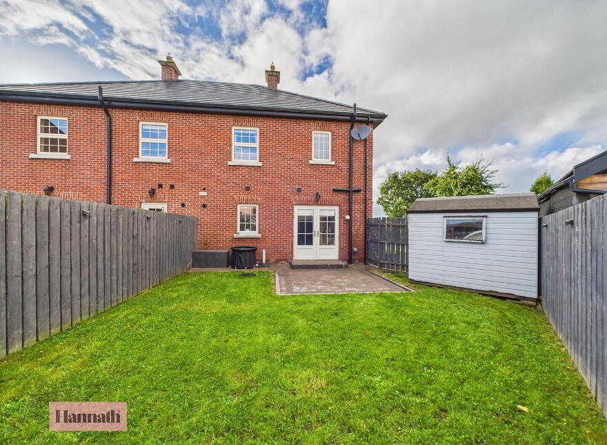 15 Bracken Hall, Portadown, BT63 5XG