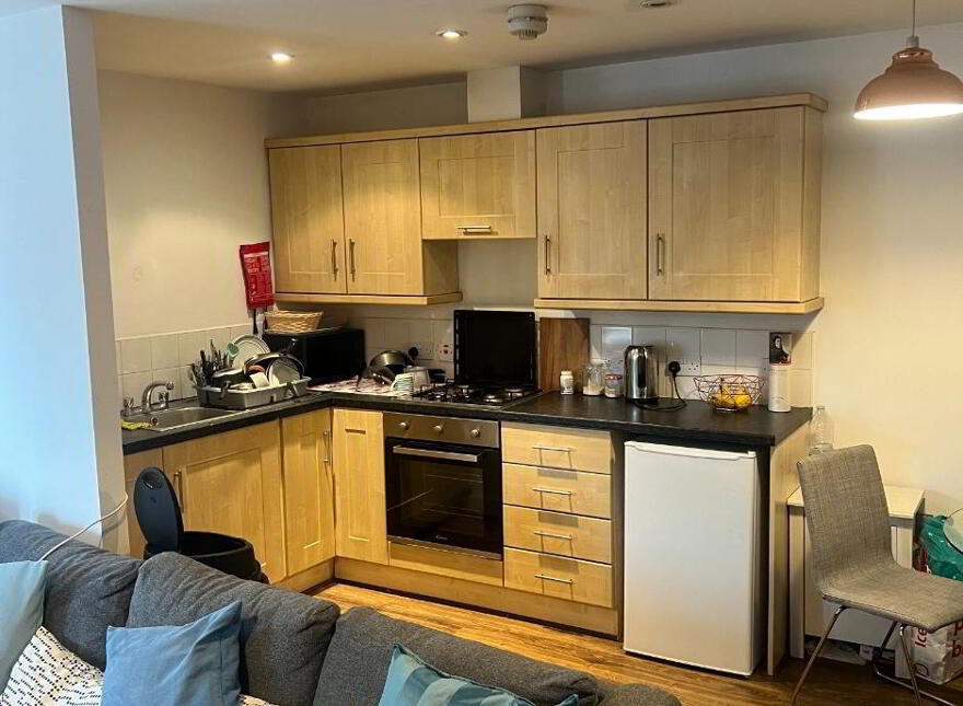 701 College Central, 4 College Avenue, Belfast, BT1 6BD