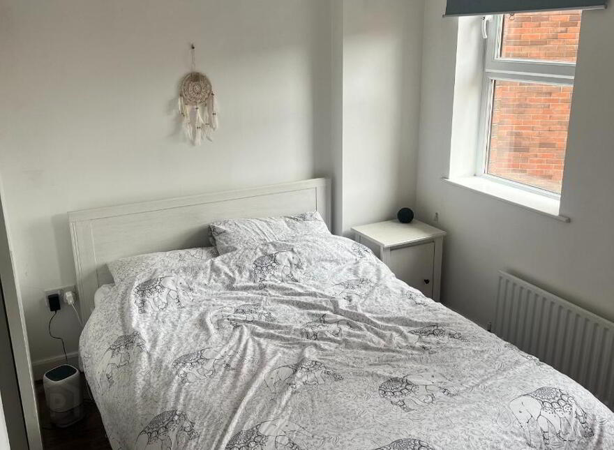 701 College Central, 4 College Avenue, Belfast, BT1 6BD