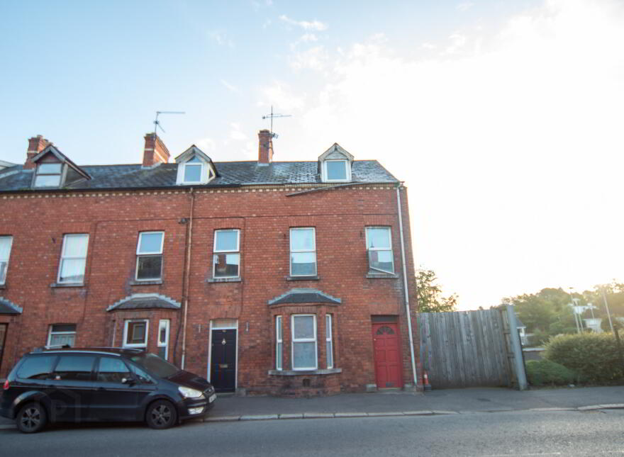 81 Railway Street, Armagh, BT61 7HS