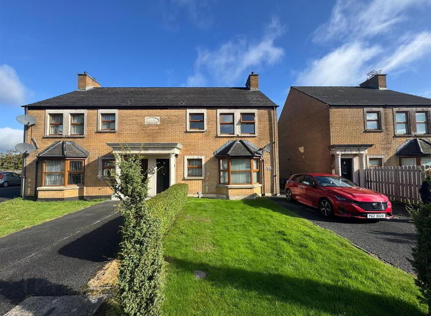 24 Aylesbury Court, Mallusk, Newtownabbey, BT36 7YQ photo