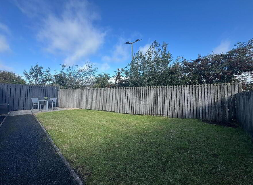 24 Aylesbury Court, Mallusk, Newtownabbey, BT36 7YQ