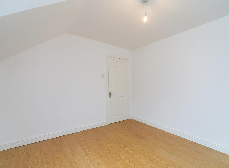 5 Old Mill Heights, Royal Hillsborough, BT26 6RF