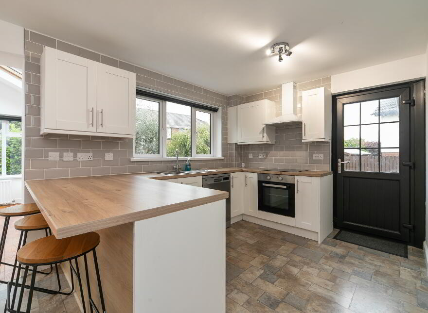 5 Old Mill Heights, Royal Hillsborough, BT26 6RF