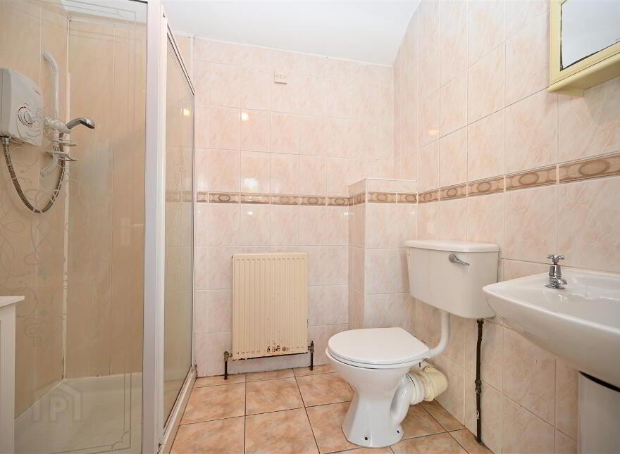 16c Meadowbank Street, Belfast, BT9 7FG