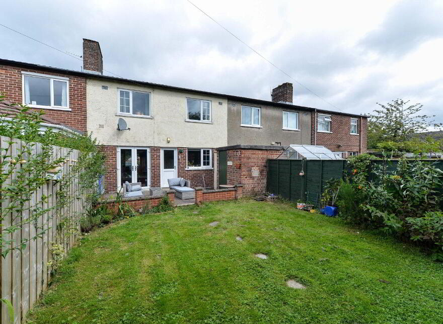 44 Thornhill Parade, Belfast, BT5 7AU