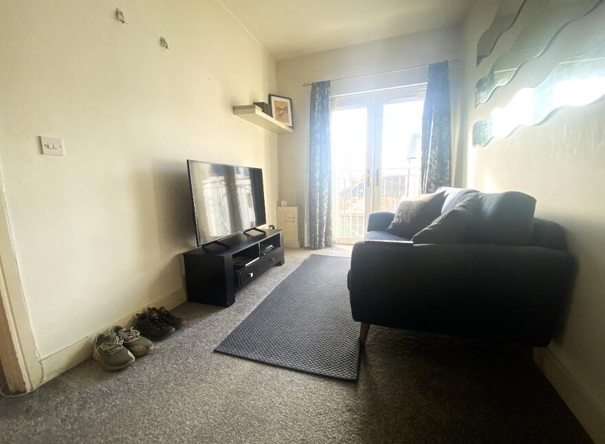 Apt 27 Cheston Close, Carrickfergus, BT38 7FL