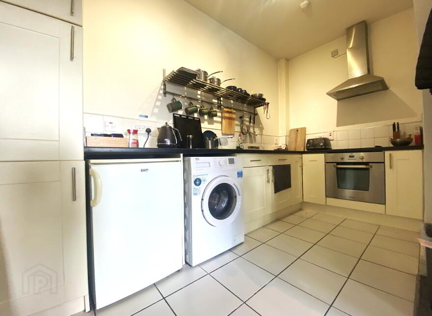 Apt 27 Cheston Close, Carrickfergus, BT38 7FL