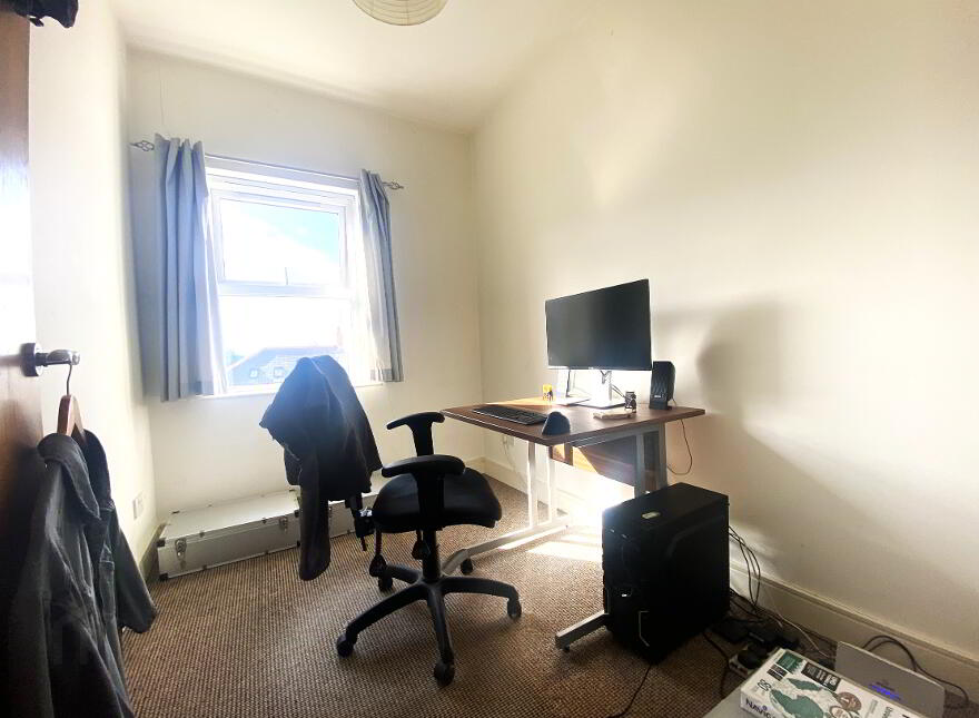 Apt 27 Cheston Close, Carrickfergus, BT38 7FL