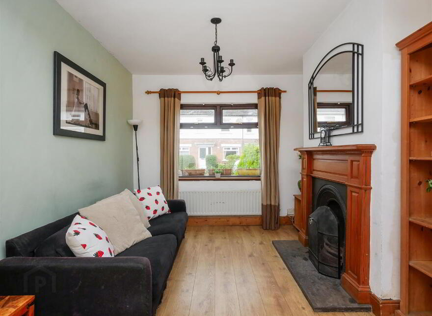 14 Sunnyside Drive, Ormeau Road, Belfast, BT7 3DX