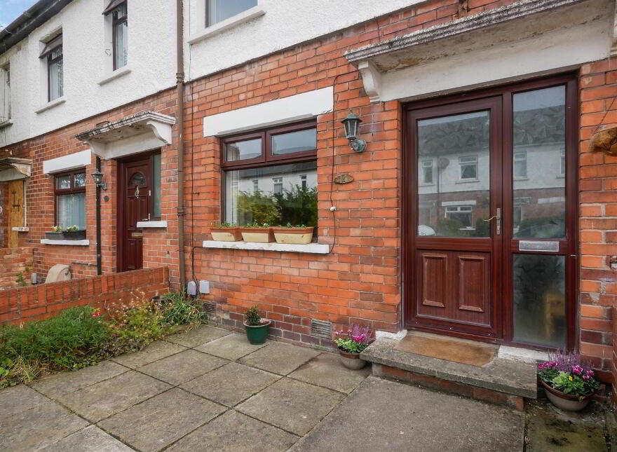 14 Sunnyside Drive, Ormeau Road, Belfast, BT7 3DX