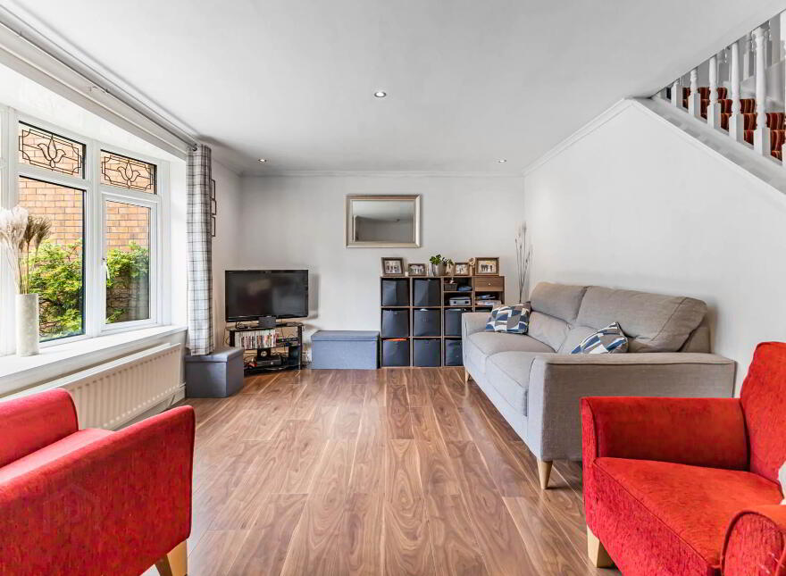 6 Glenmore Court, Lisburn, BT27 4BE