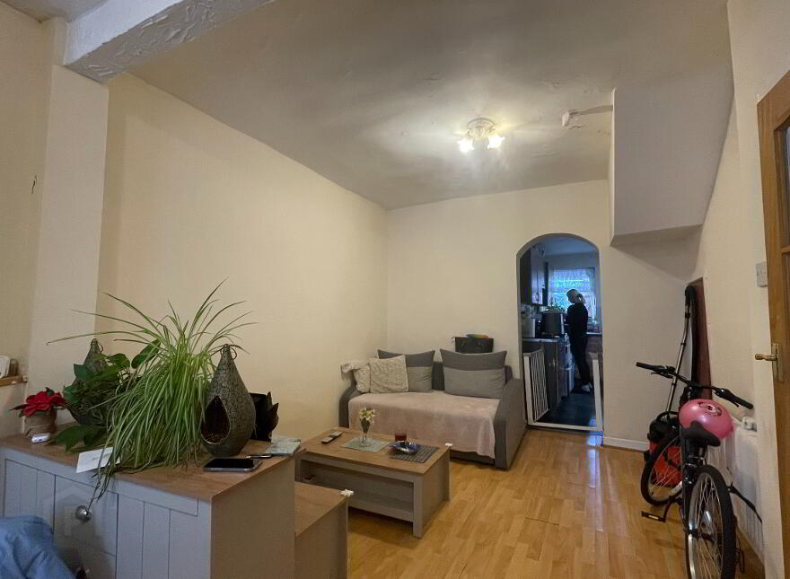 5 McMaster Street, Belfast, BT5 4HP