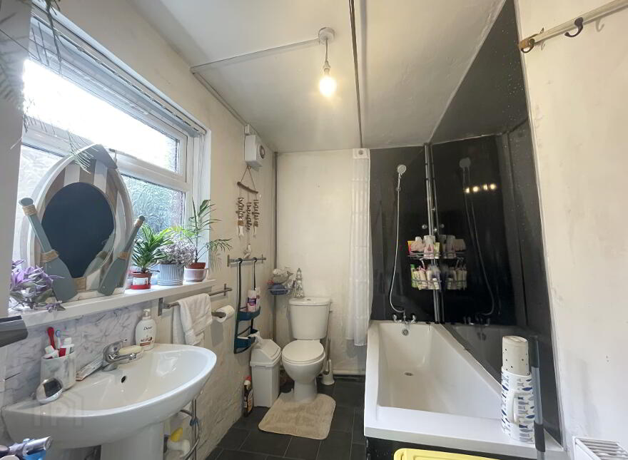 5 McMaster Street, Belfast, BT5 4HP