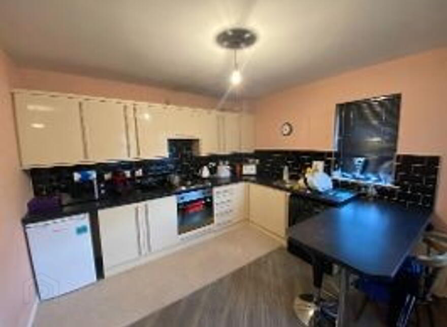 16 Waveney Court, Ballymena, Antrim, BT43 5GA