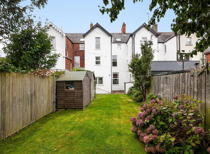 352 Ravenhill Road, Ravenhill, Belfast, BT6 8GL