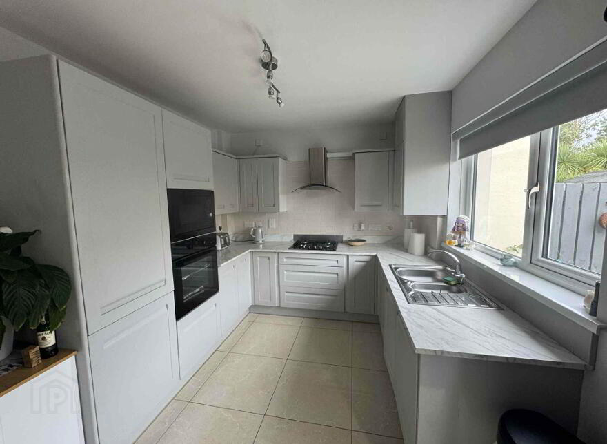 6 Rodgers Bay, Carrickfergus, BT38 8GG