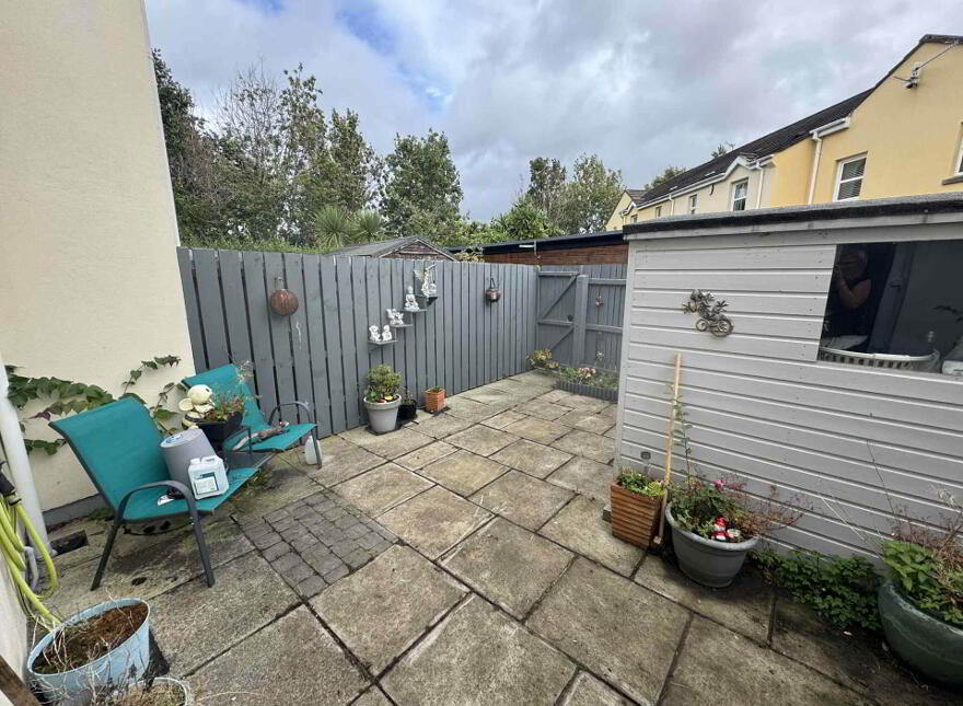 6 Rodgers Bay, Carrickfergus, BT38 8GG