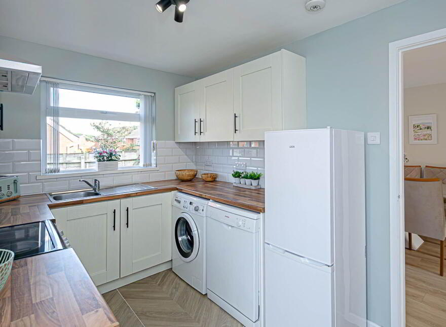 74 Cedar Grove, Holywood, BT18 9QB