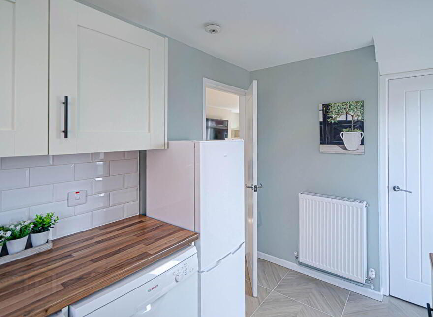 74 Cedar Grove, Holywood, BT18 9QB