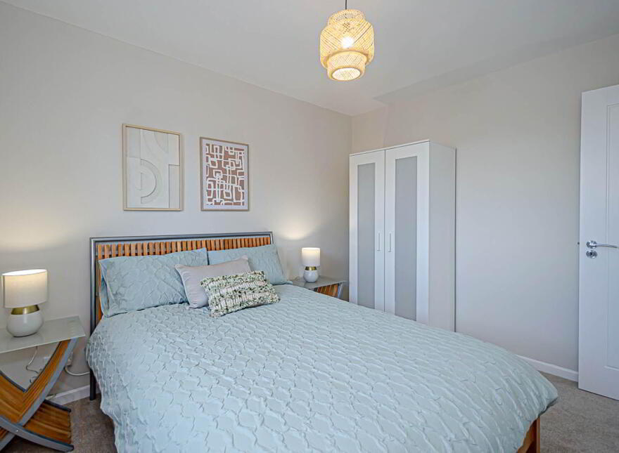 74 Cedar Grove, Holywood, BT18 9QB