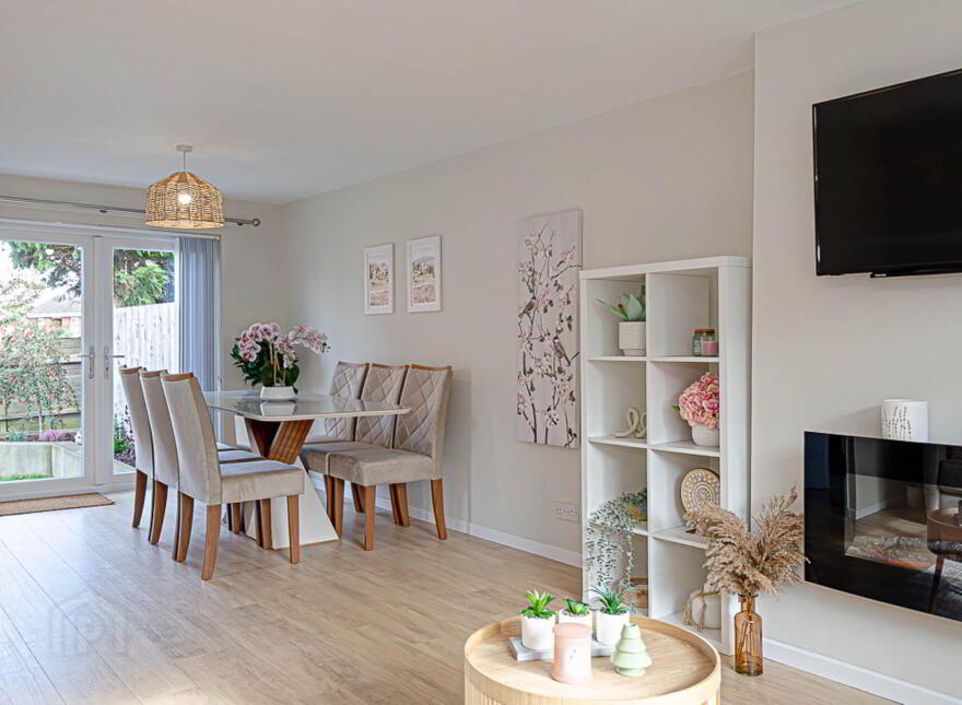 74 Cedar Grove, Holywood, BT18 9QB
