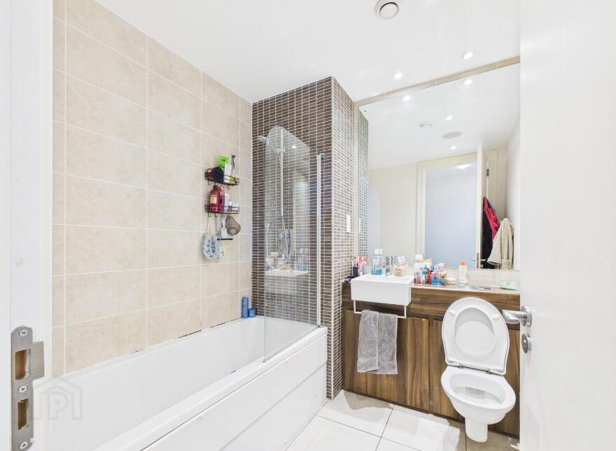 Apartment 12.10 The Arc 2k Queens Road, Belfast, BT3 9FH