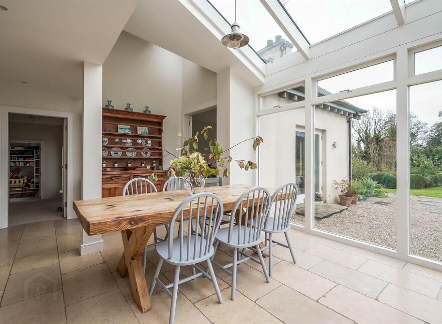 9 Church Road, Downpatrick, Crossgar, BT30 9BQ