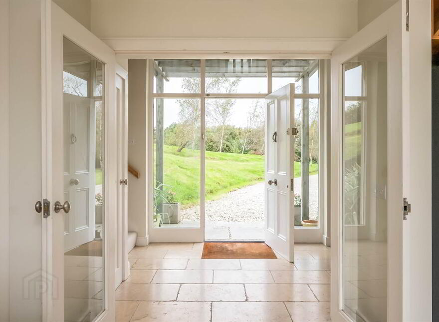 9 Church Road, Downpatrick, Crossgar, BT30 9BQ