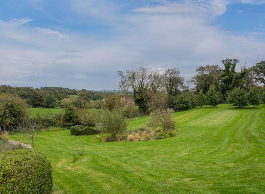 9 Church Road, Downpatrick, Crossgar, BT30 9BQ