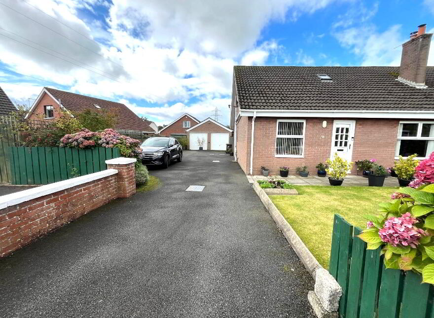 6 Prospect Drive, Carrickfergus, BT38 8QS