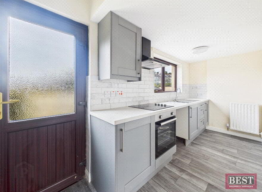13 Michael Mallin Park, Newry, BT35 8EA