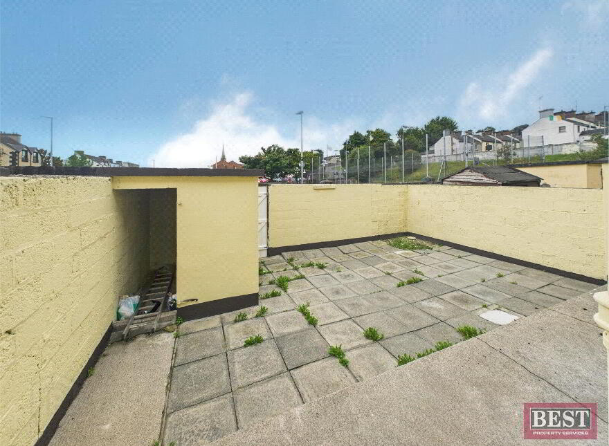 13 Michael Mallin Park, Newry, BT35 8EA