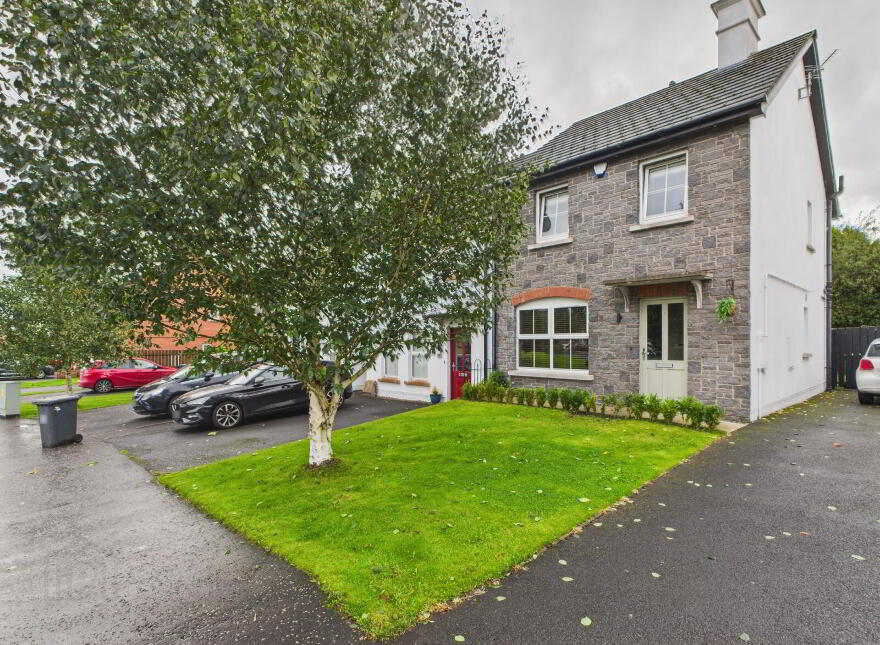 55 Fountain Crescent, Lisburn, BT28 3WB