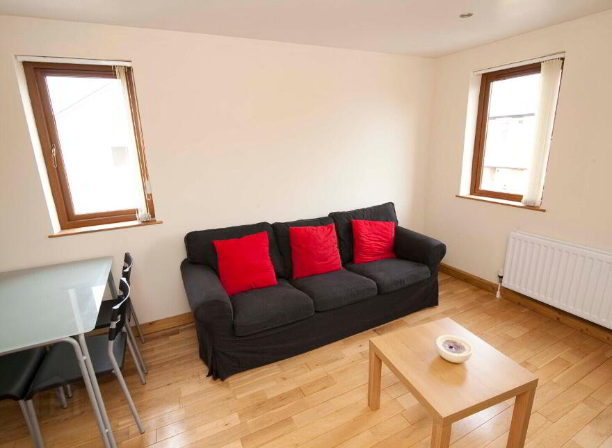 27 Eastleigh Crescent, Belfast, BT5 6HT