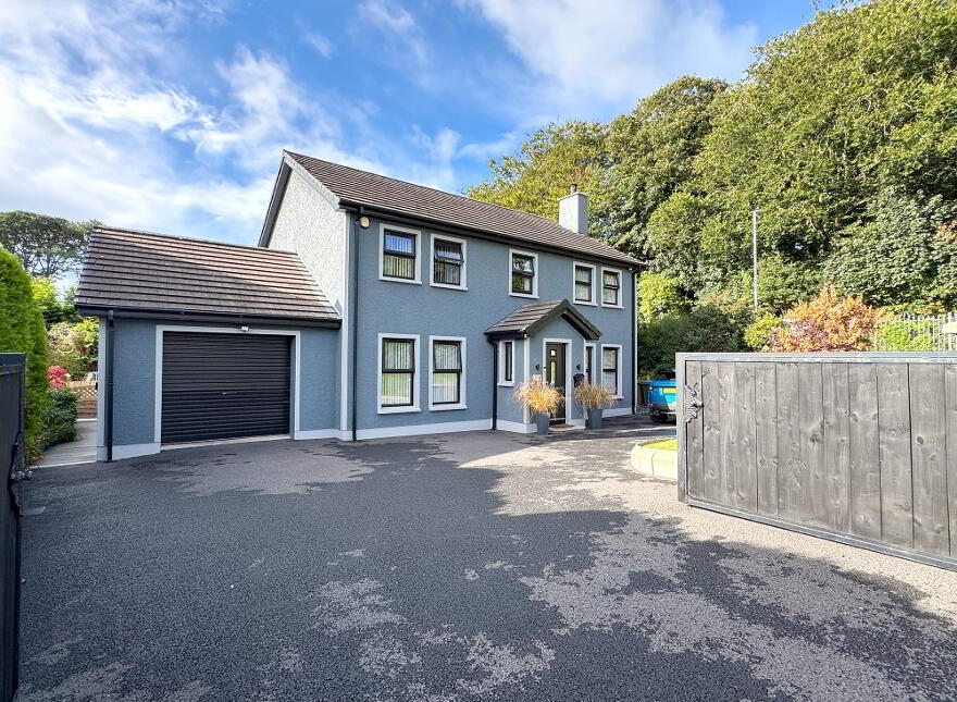 1 Oaklands, Loughbrickland, Banbridge, BT32 3WN