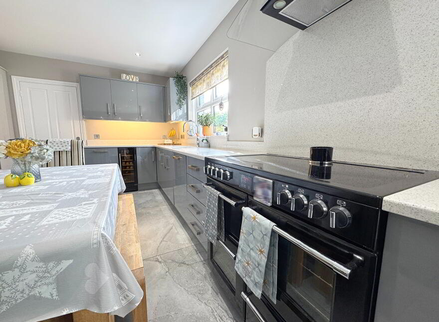 1 Oaklands, Loughbrickland, Banbridge, BT32 3WN