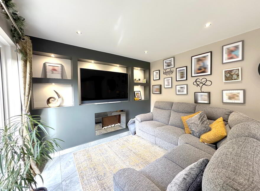 1 Oaklands, Loughbrickland, Banbridge, BT32 3WN