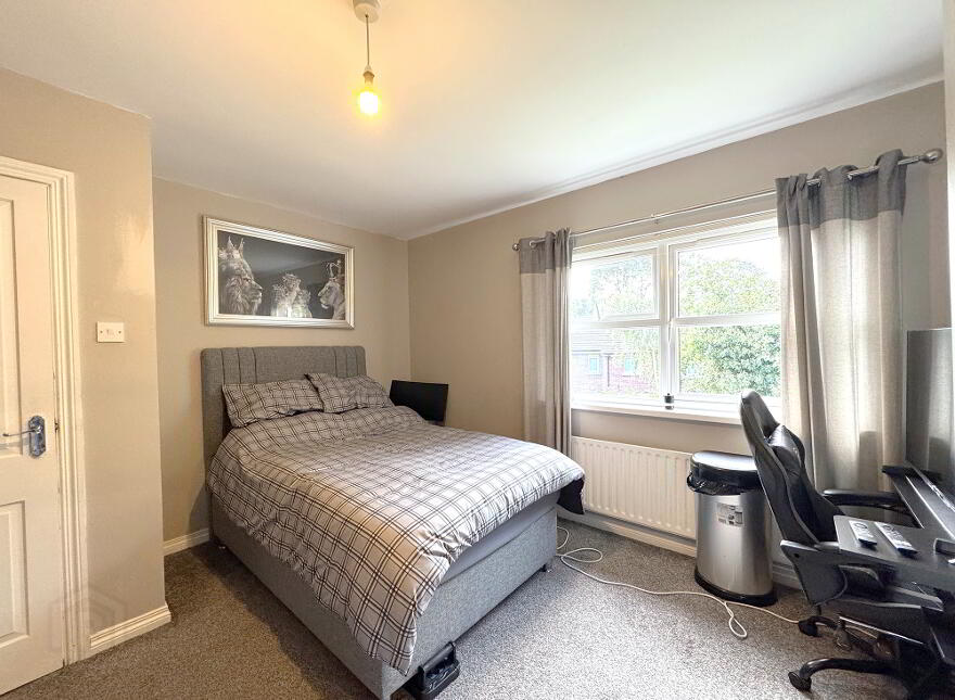 1 Oaklands, Loughbrickland, Banbridge, BT32 3WN